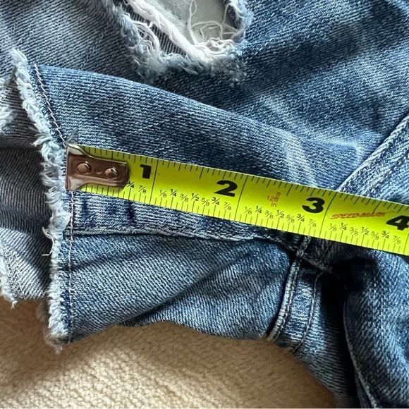 Citizens of Humanity - Corey Short Slouchy fit - Picture 11 of 11